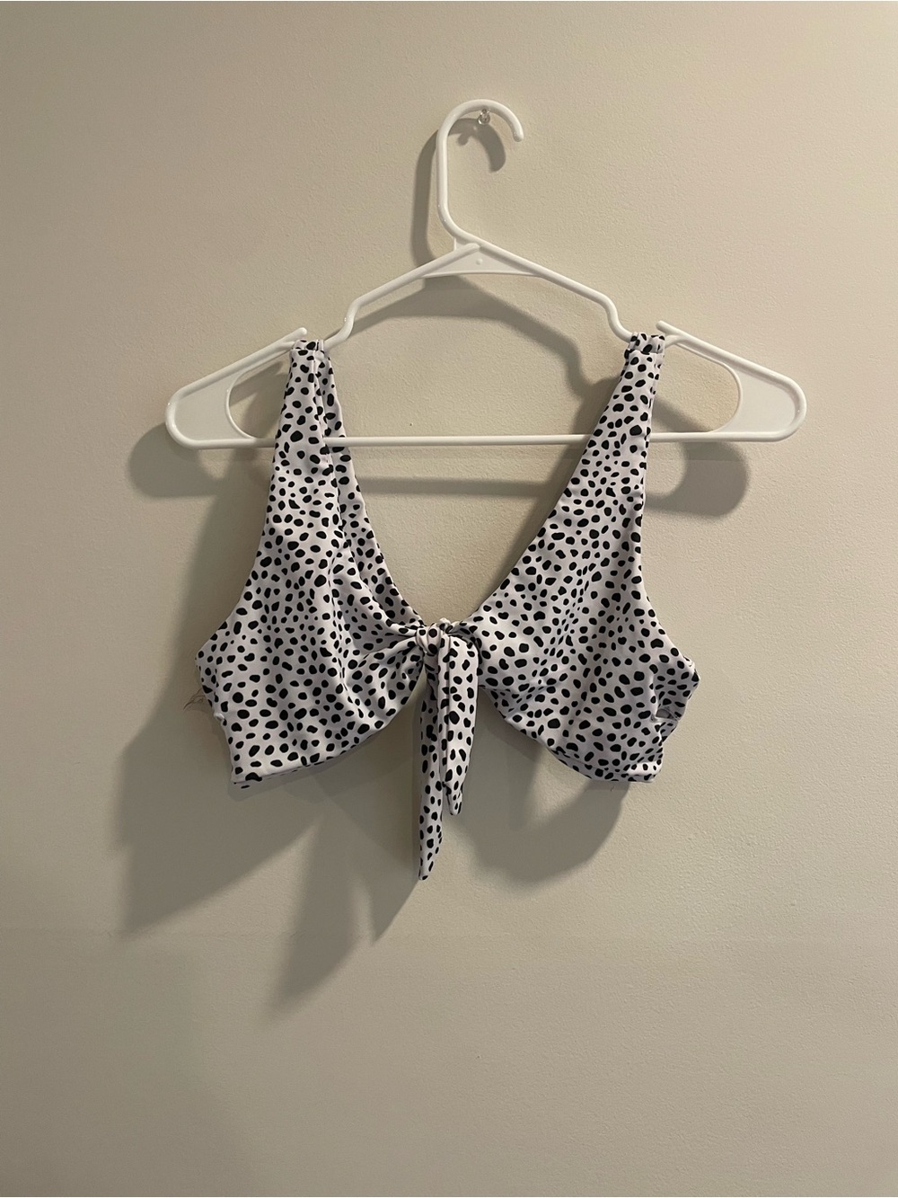 SHEIN White & Black Polka Dot Tie-Front Bikini Top